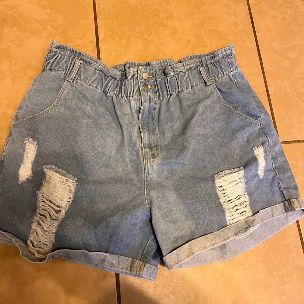 Distressed elastic paper bag jean shorts